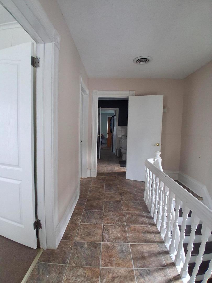 2736 5 1/2 Avenue Property Photo 22