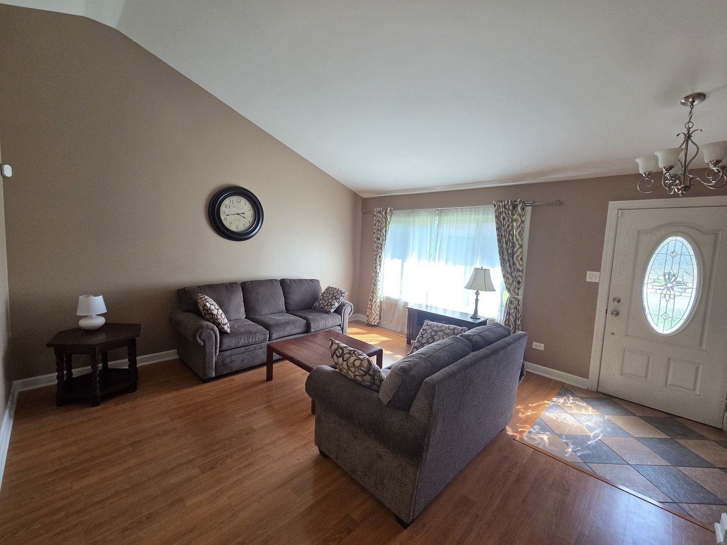 1002 Loren Drive Property Photo 8