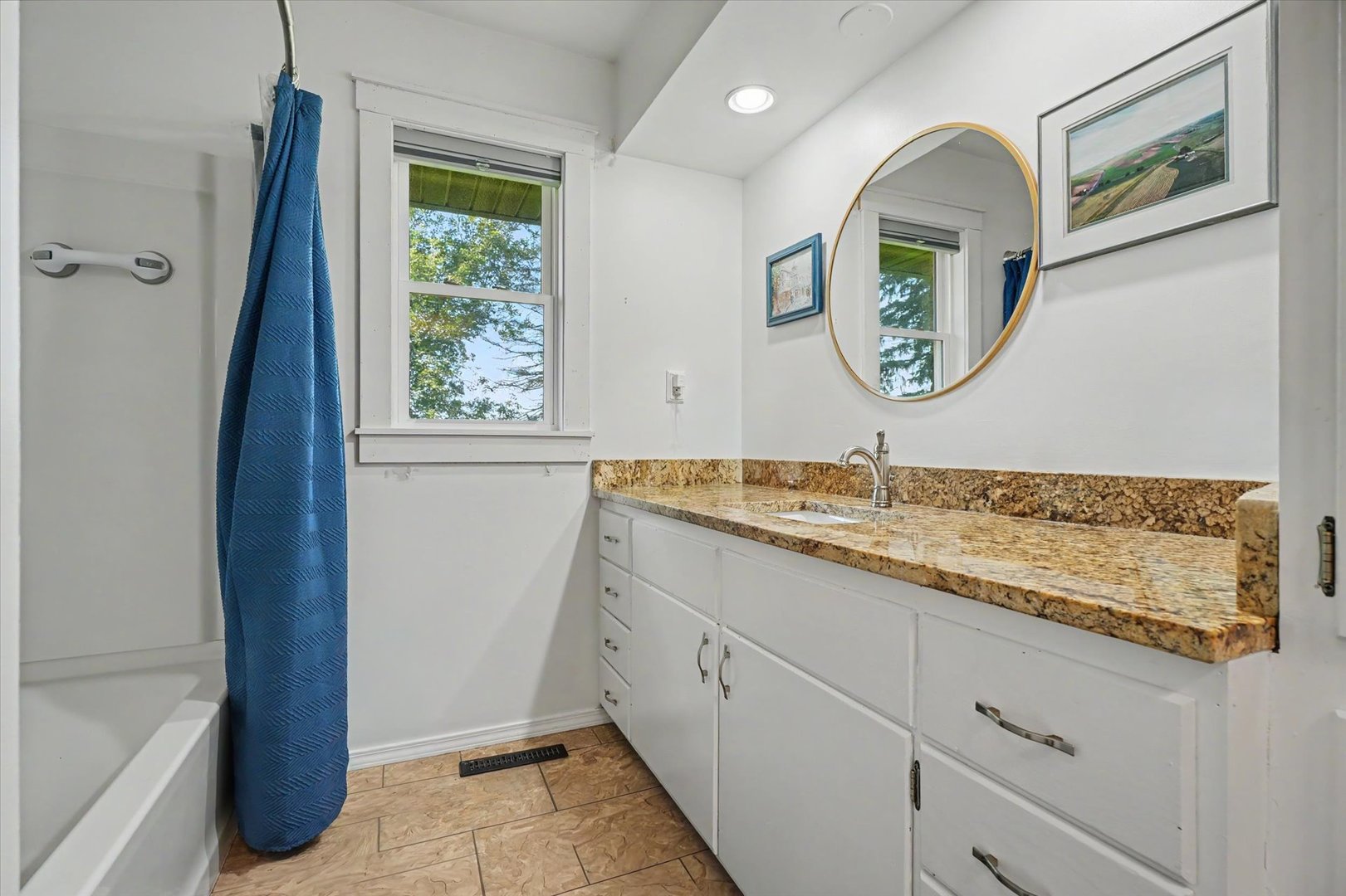 1413 E 2950 North Road Property Photo 17