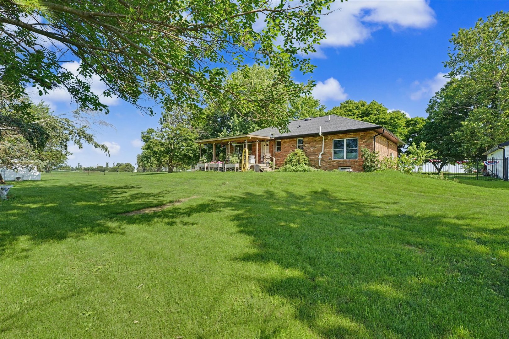 1413 E 2950 North Road Property Photo 35