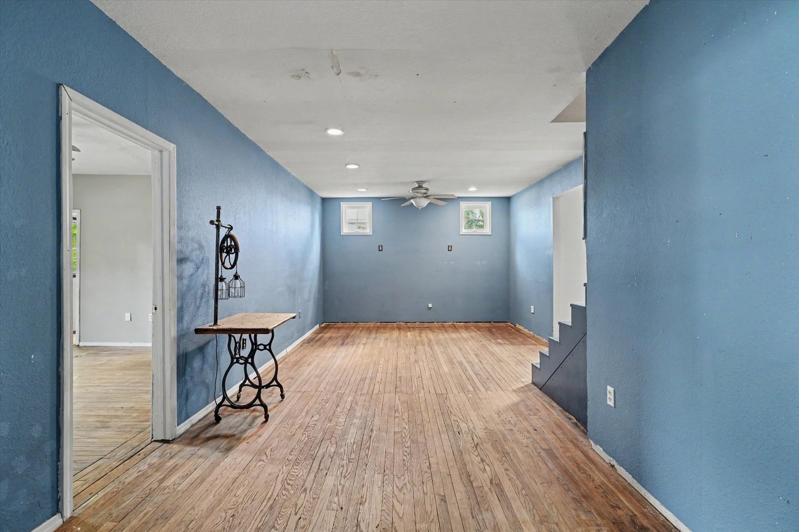 210 S Lott Boulevard Property Photo 9