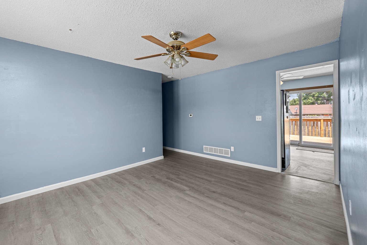 301 30th Avenue Property Photo 4