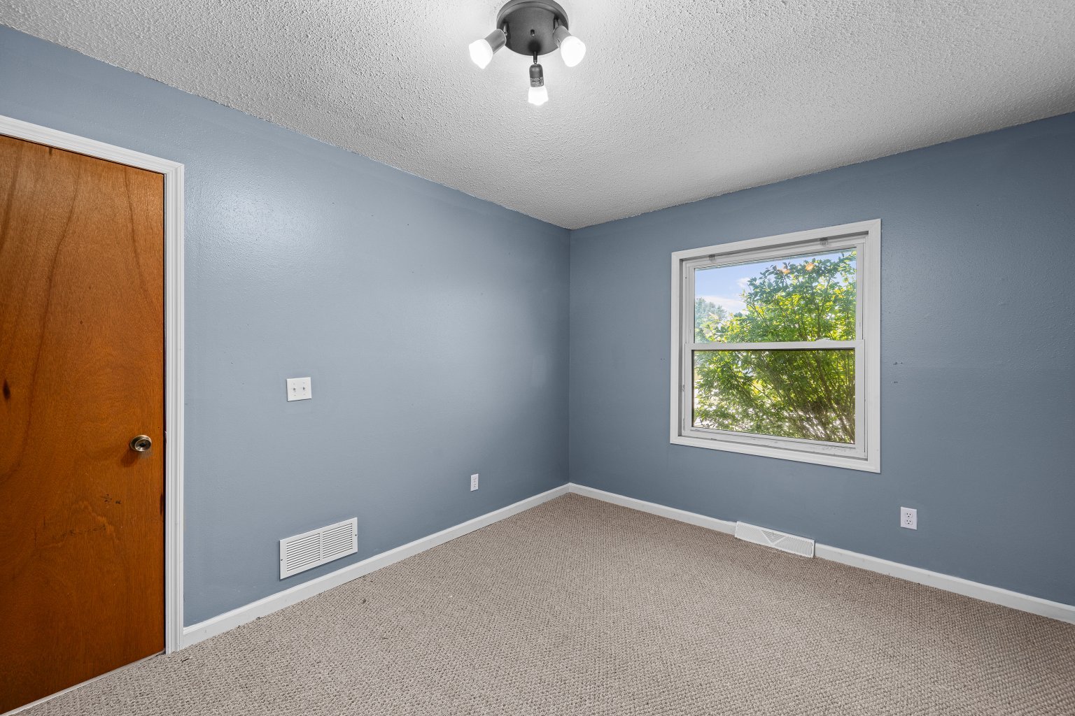 301 30th Avenue Property Photo 23