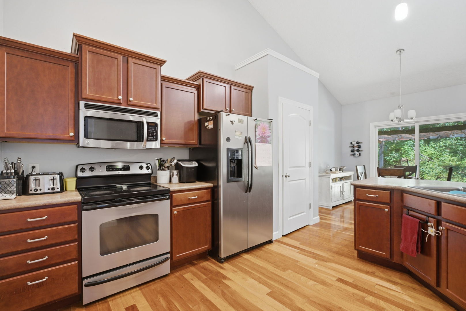 5505 38th Avenue Property Photo 10