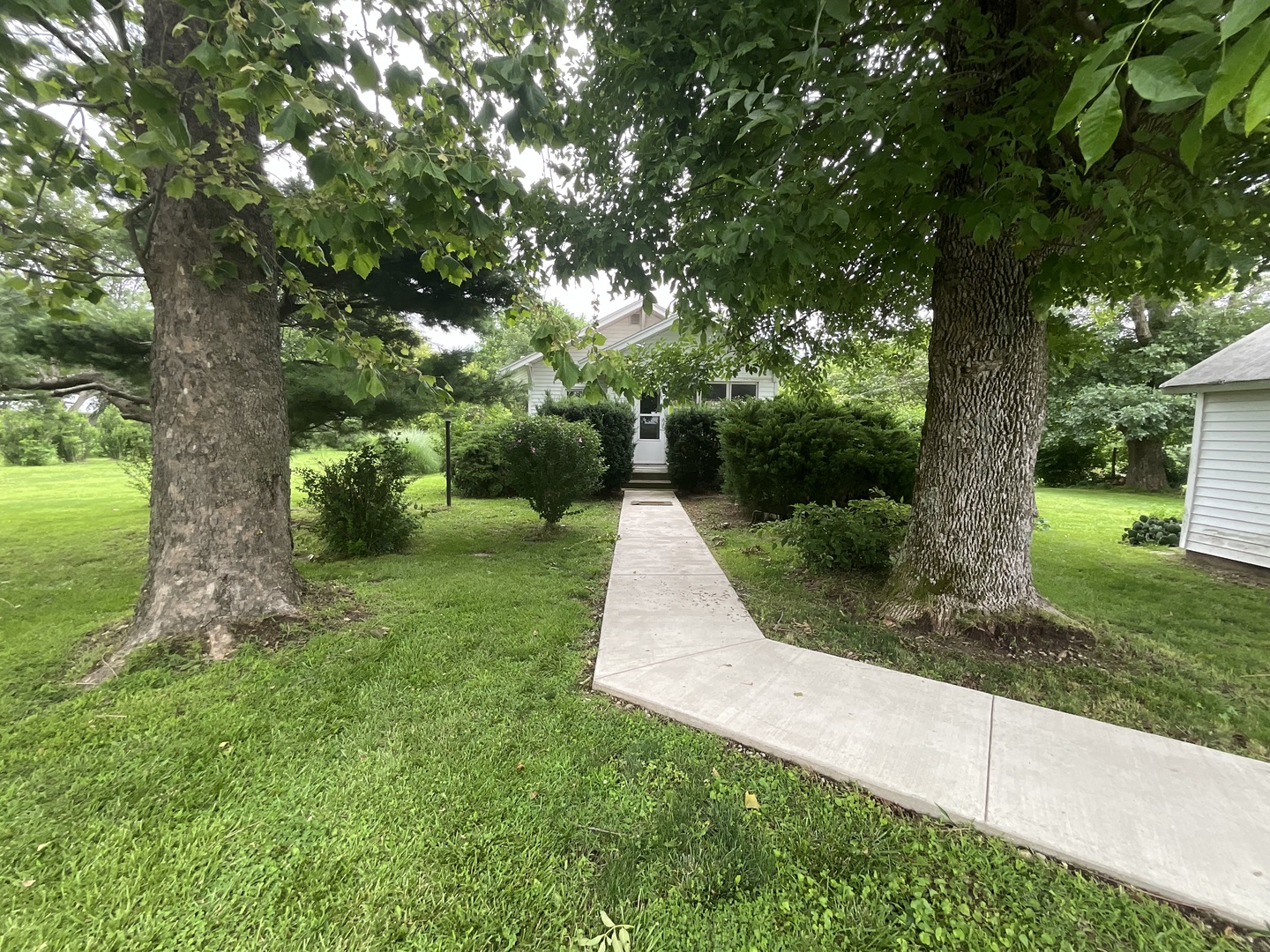 990 N 1875 Street Property Photo 1