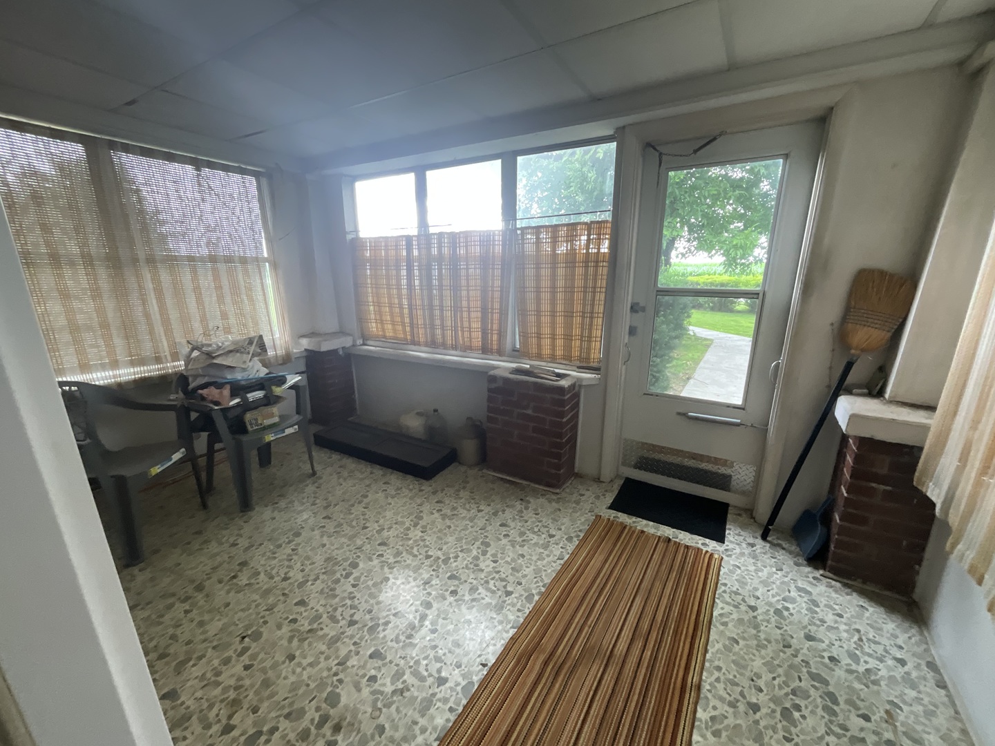 990 N 1875 Street Property Photo 11
