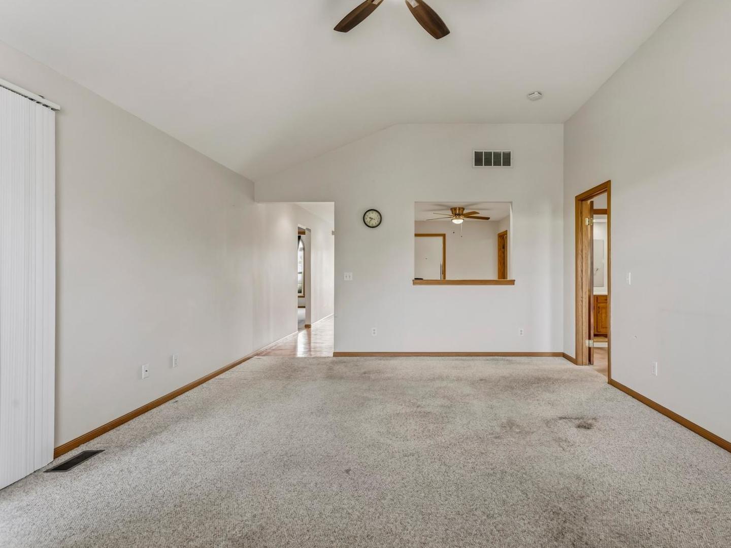 709 Erin Drive Property Photo 15