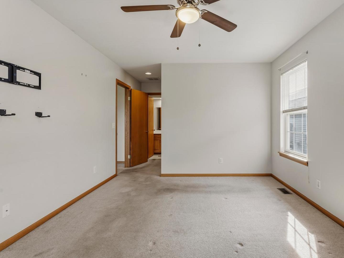 709 Erin Drive Property Photo 18