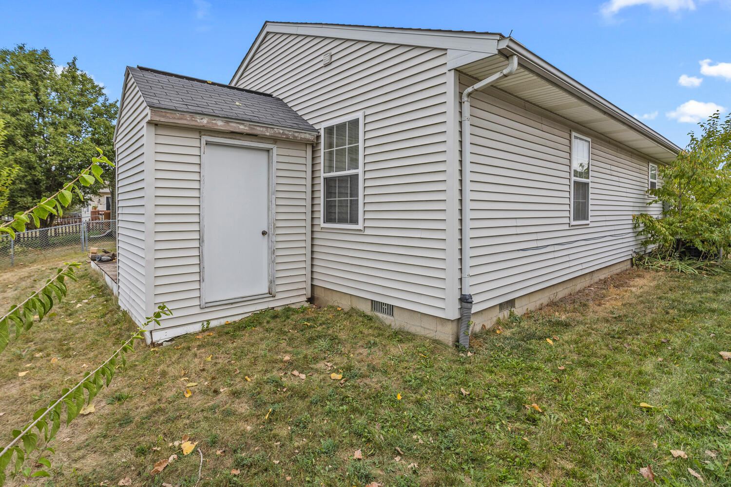 709 Erin Drive Property Photo 28