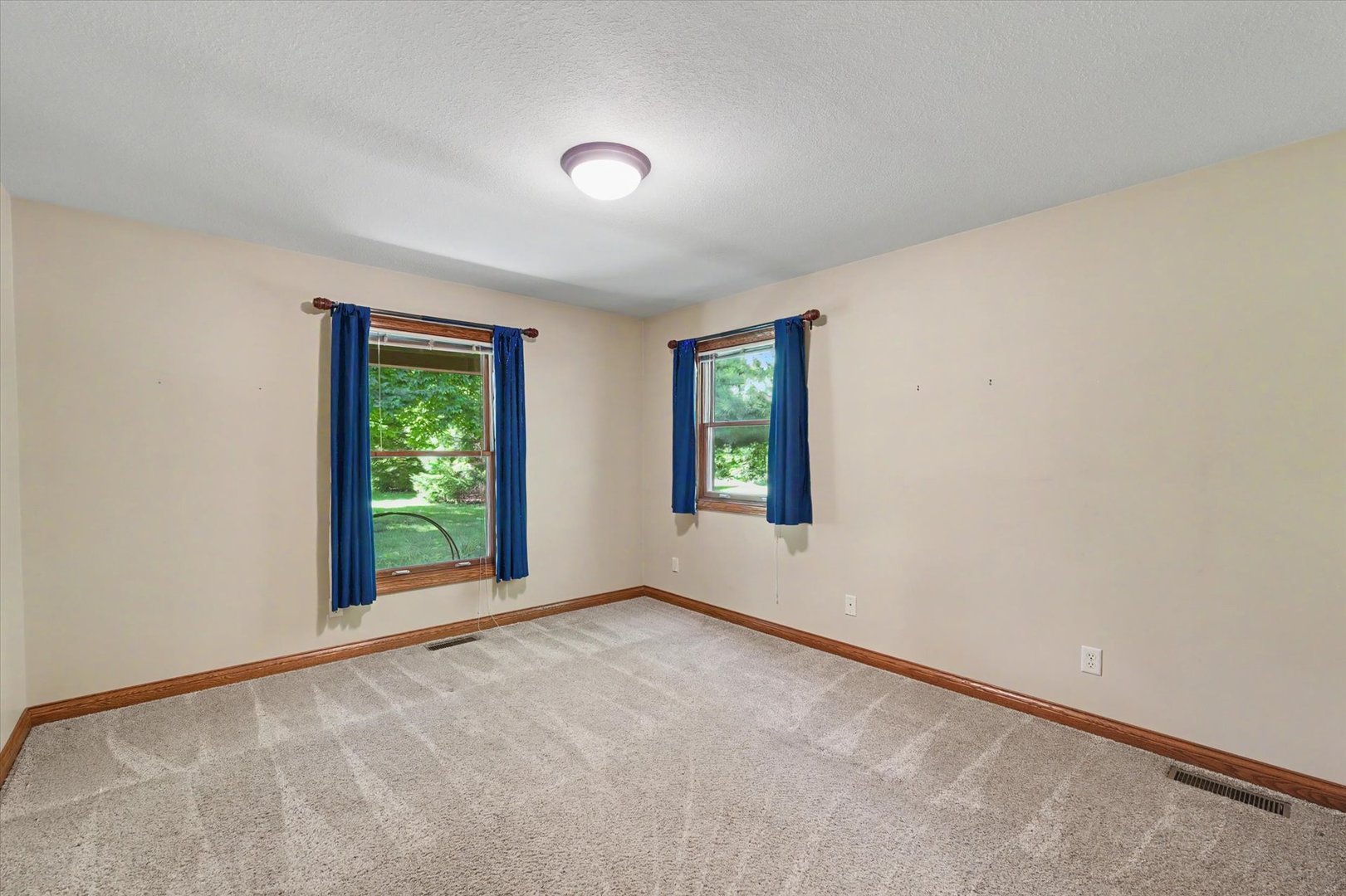 372 County Road 2700 N Road Property Photo 35