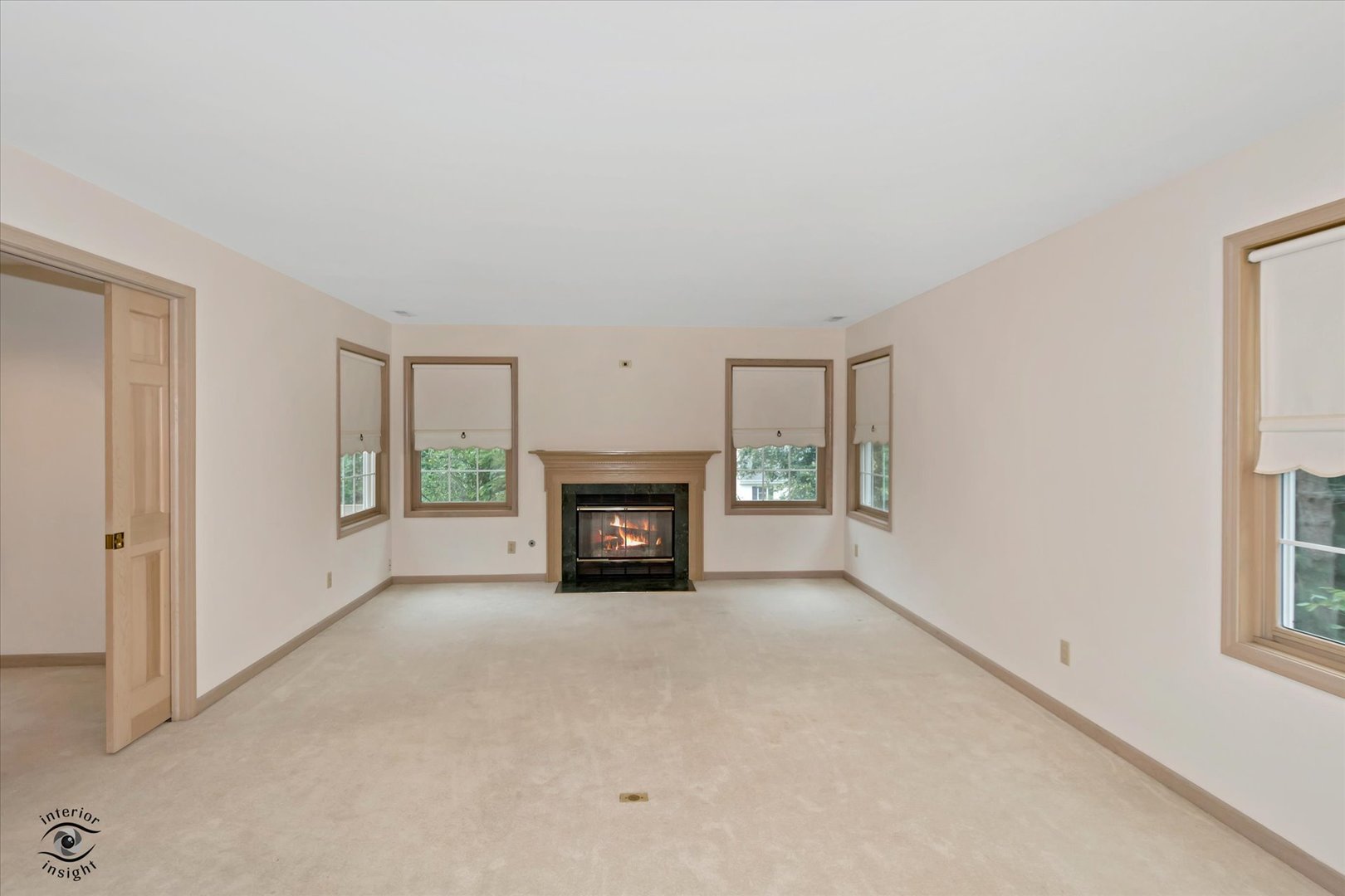 572 Bradbury Lane 572 Property Photo 6