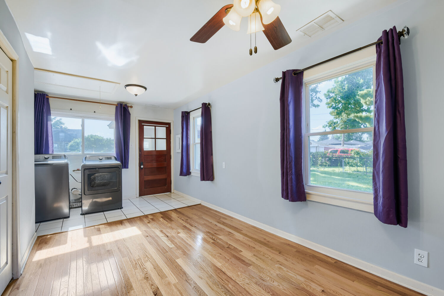 4142 Oak Park Avenue Property Photo 13