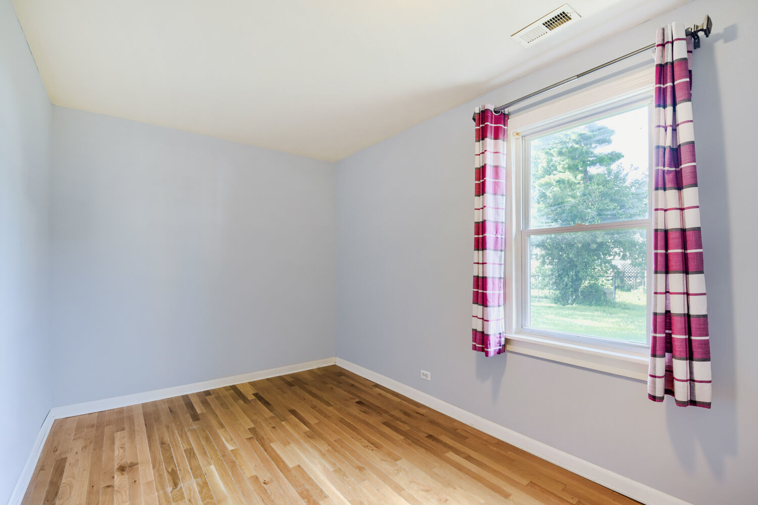 4142 Oak Park Avenue Property Photo 16