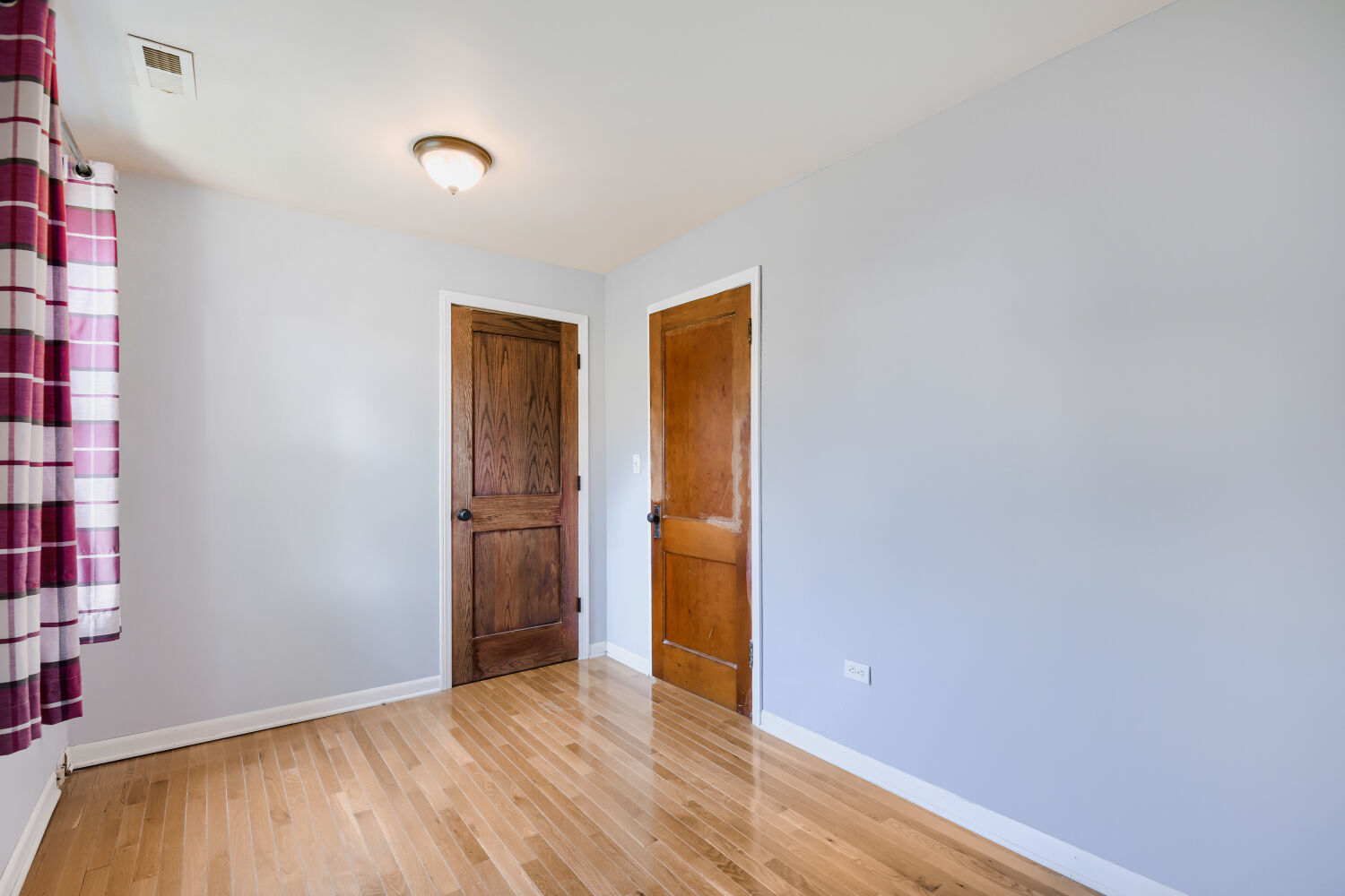 4142 Oak Park Avenue Property Photo 18