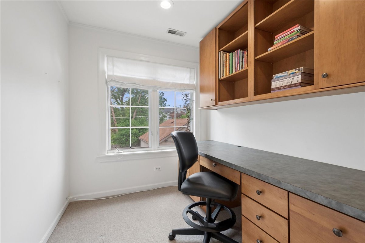 9550 Central Park Avenue Property Photo 25