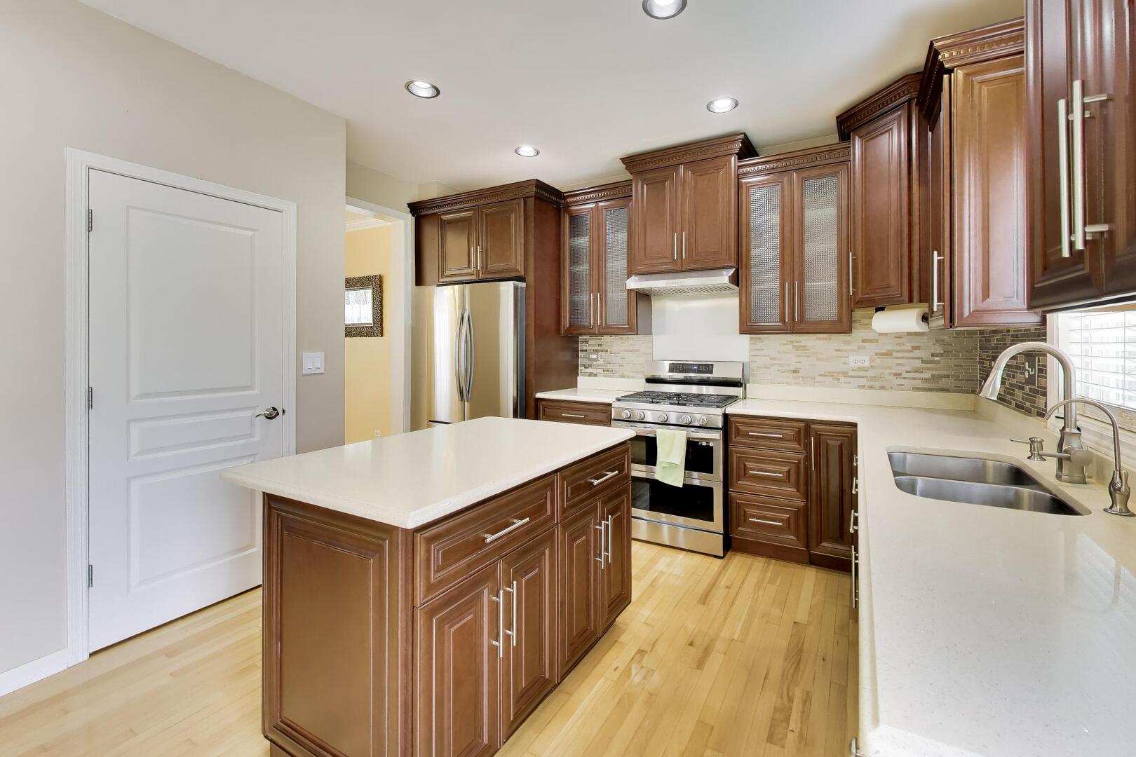 501 Tuscany Drive Property Photo 10