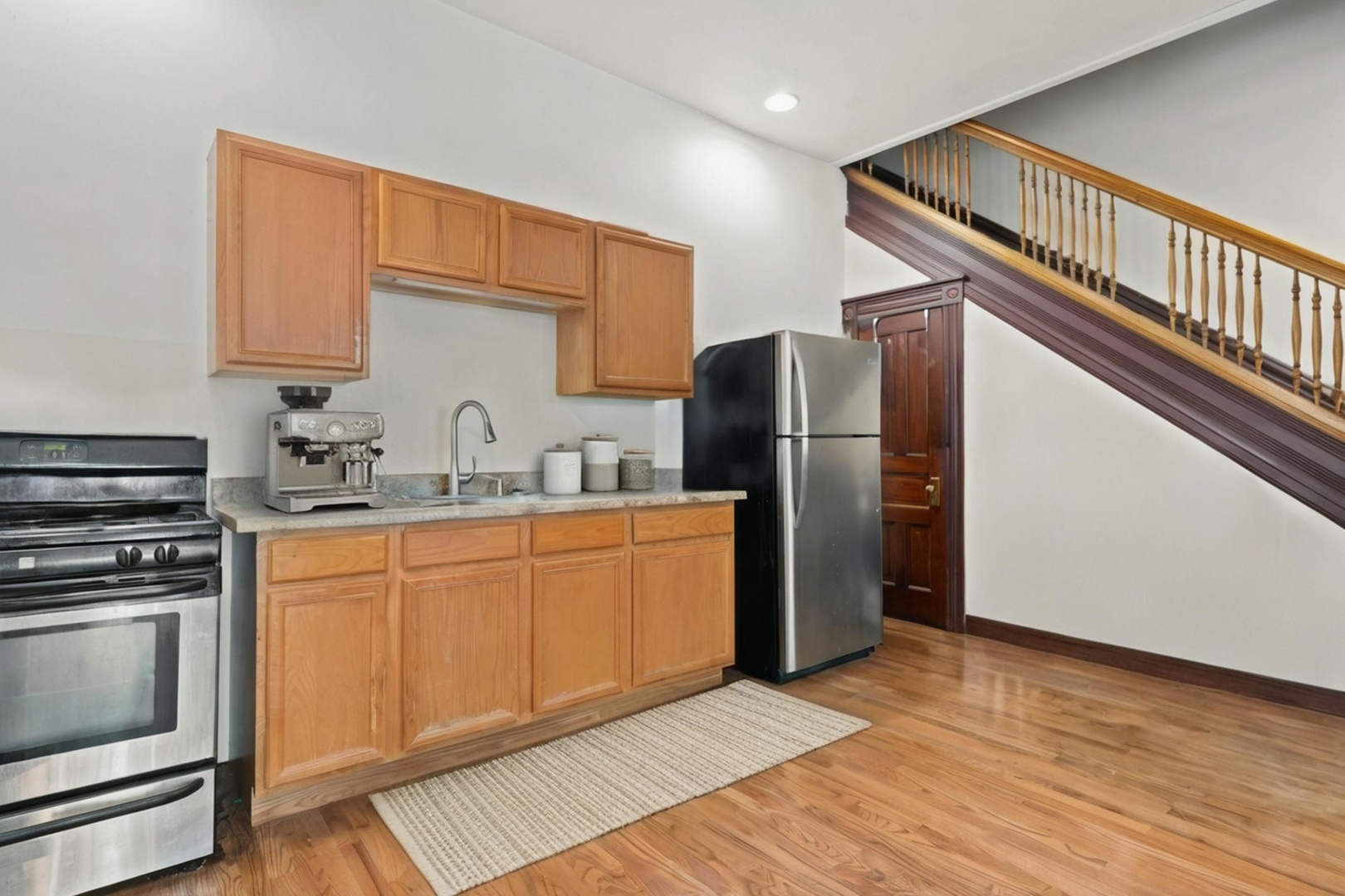 1132 E 44th Street Property Photo 5