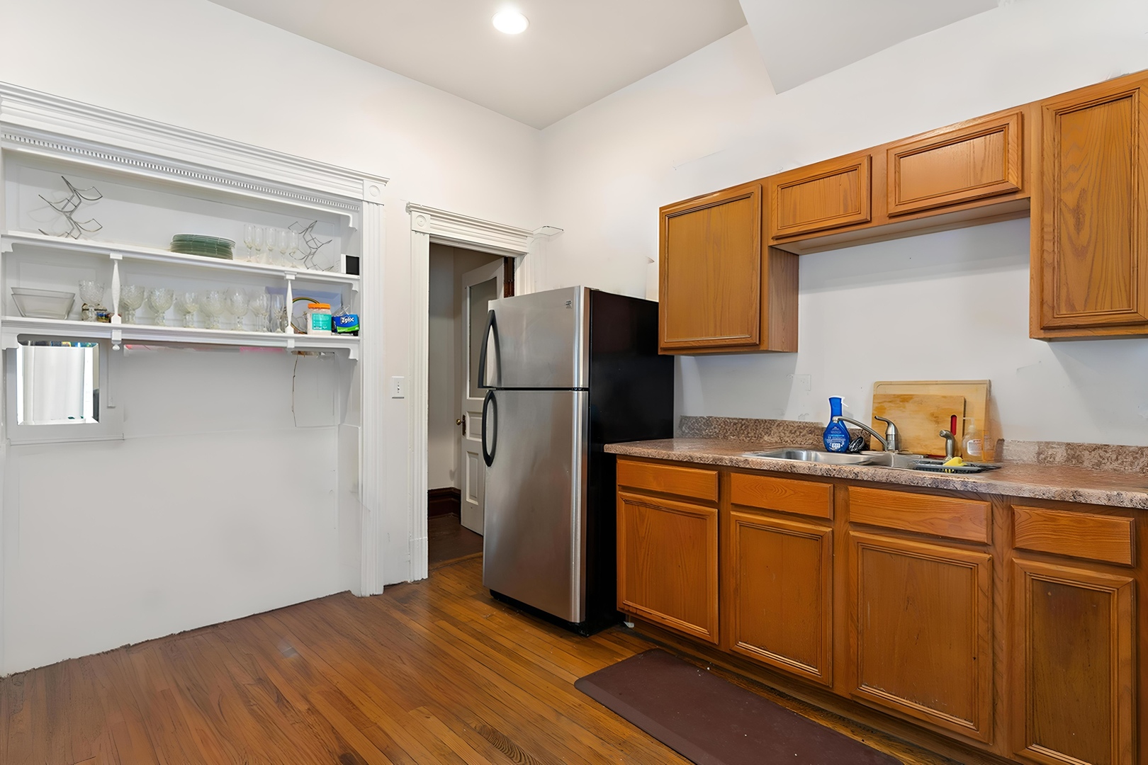 1132 E 44th Street Property Photo 12