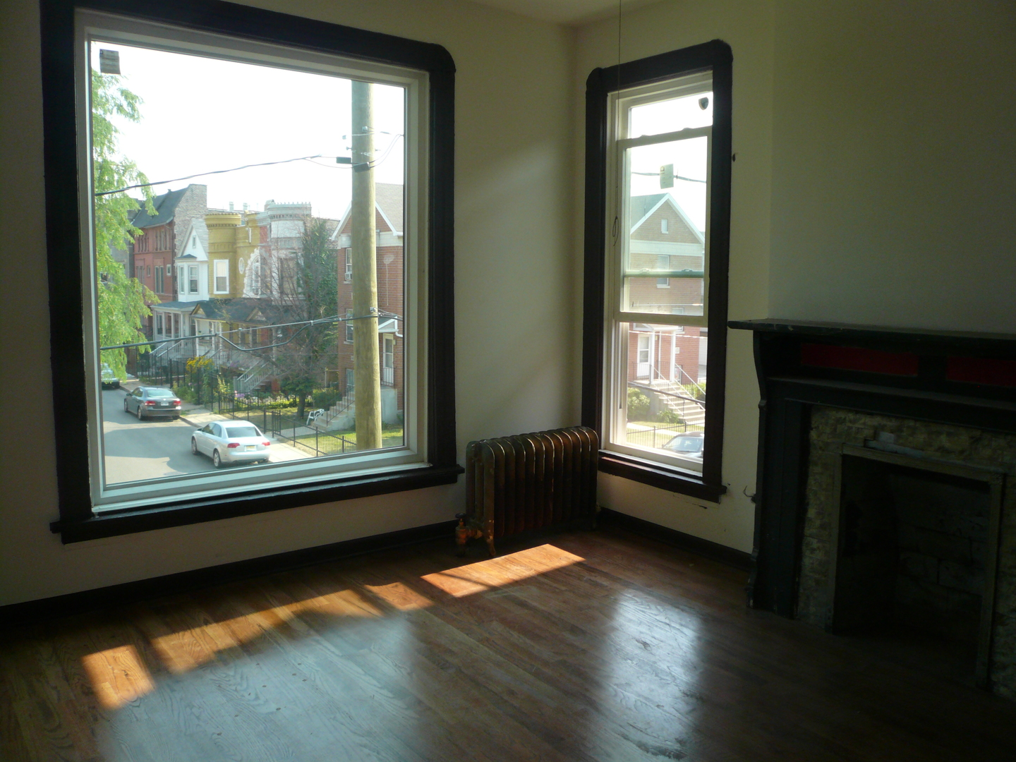 1132 E 44th Street Property Photo 17