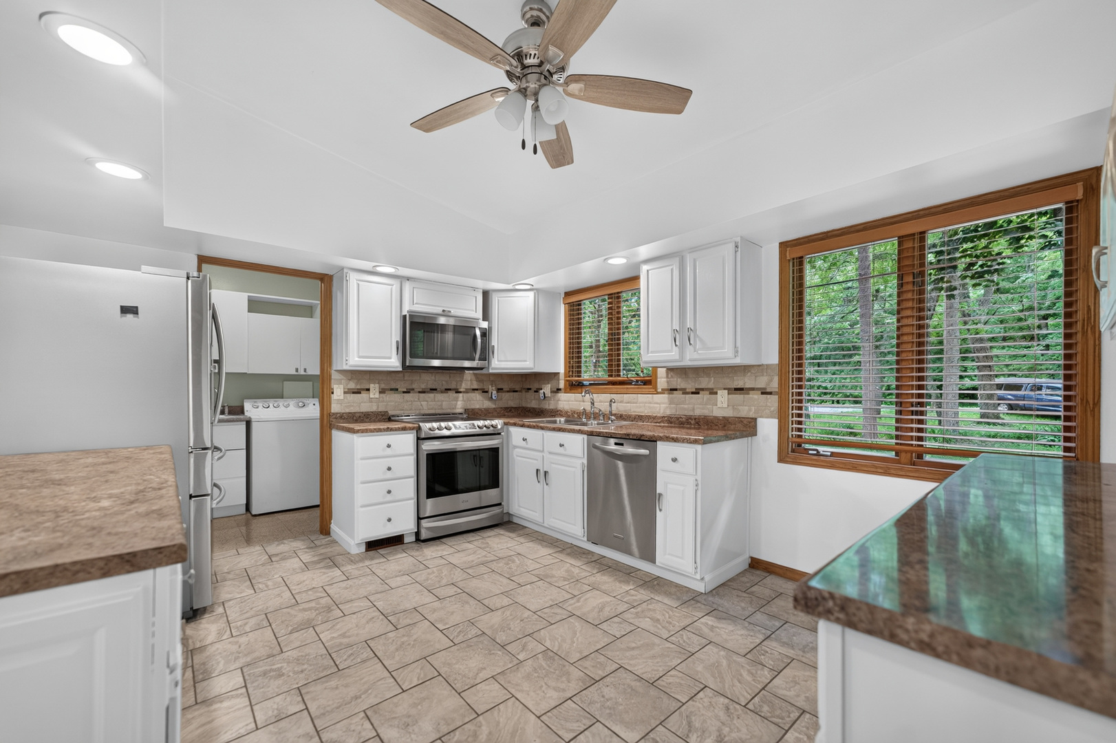 1006 N White Pine Drive Property Photo 14