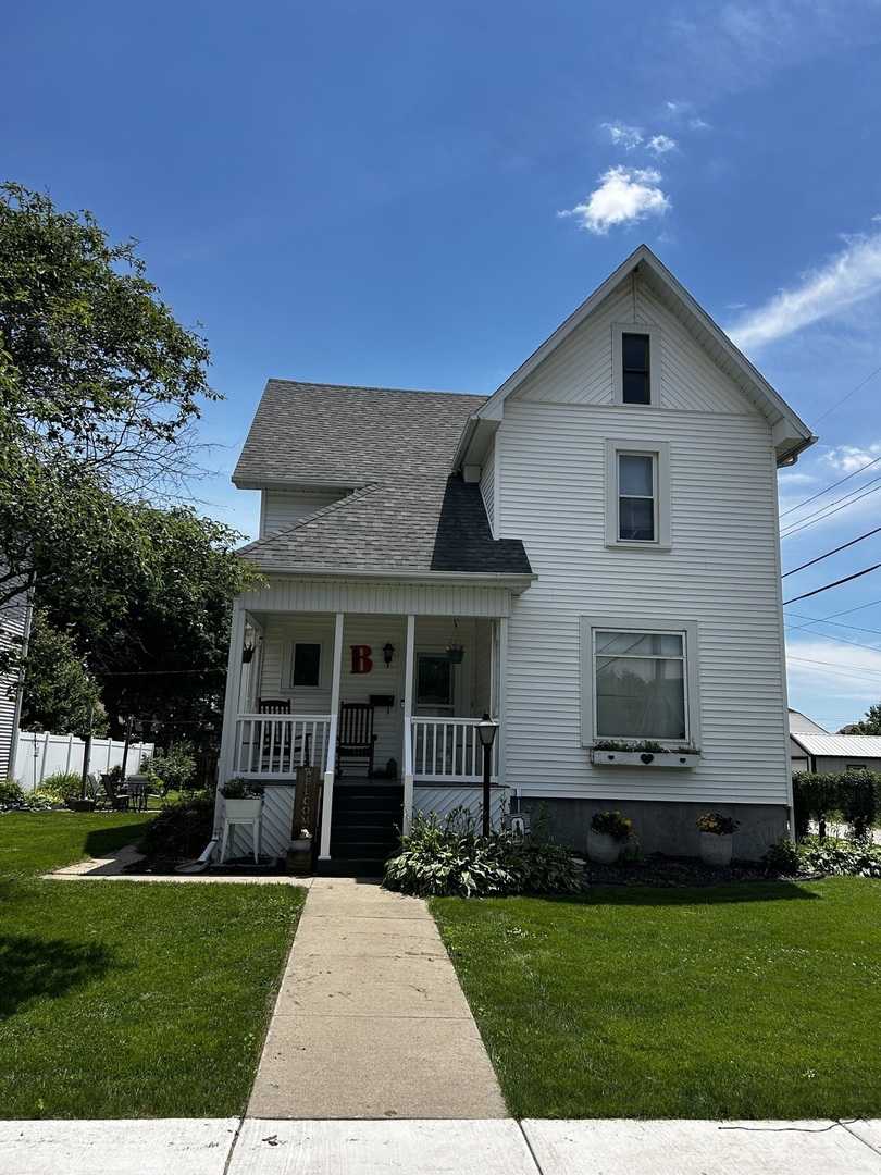 405 8th Street Property Photo 1