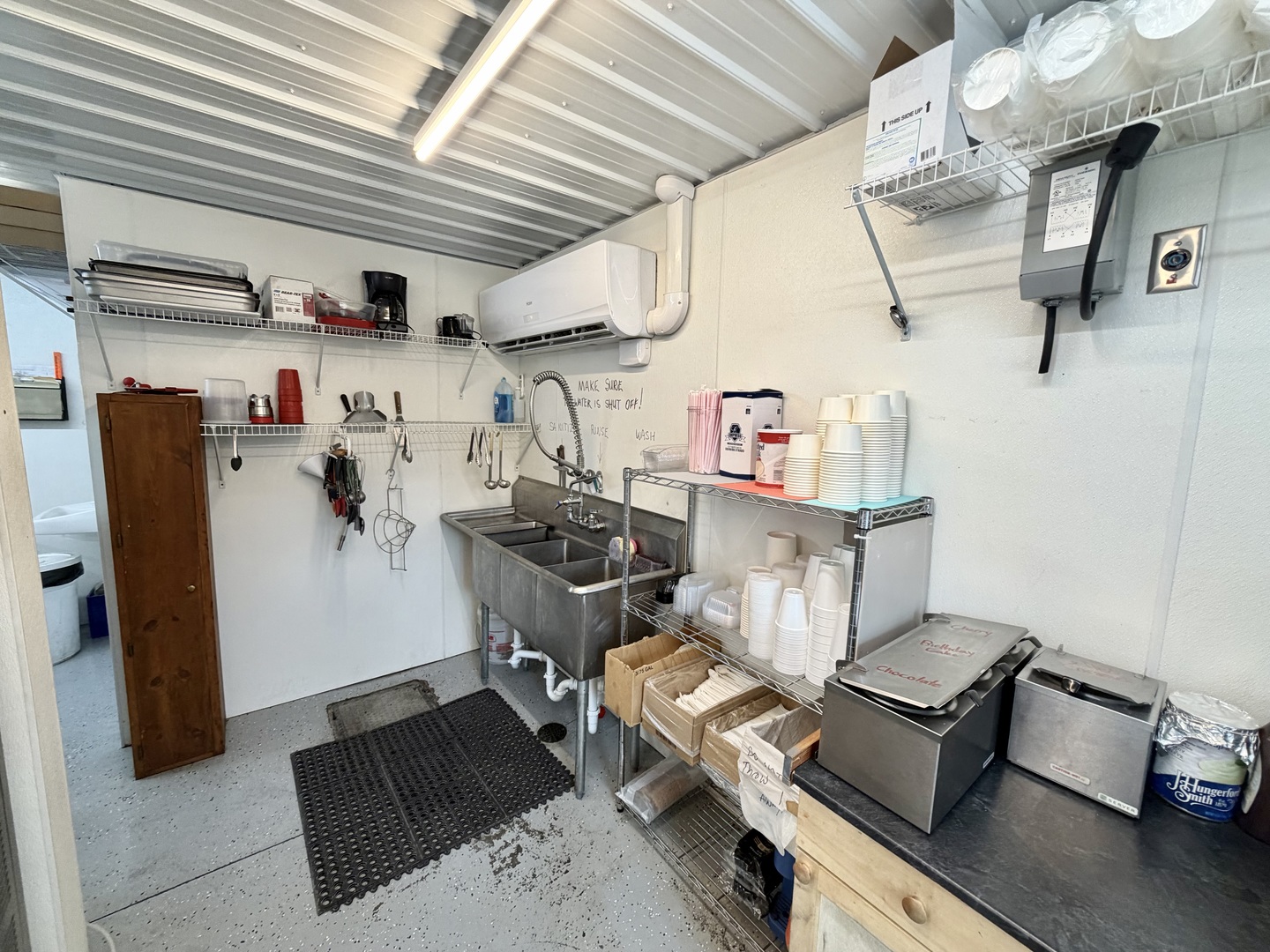 122 E Calumet Street Property Photo 14
