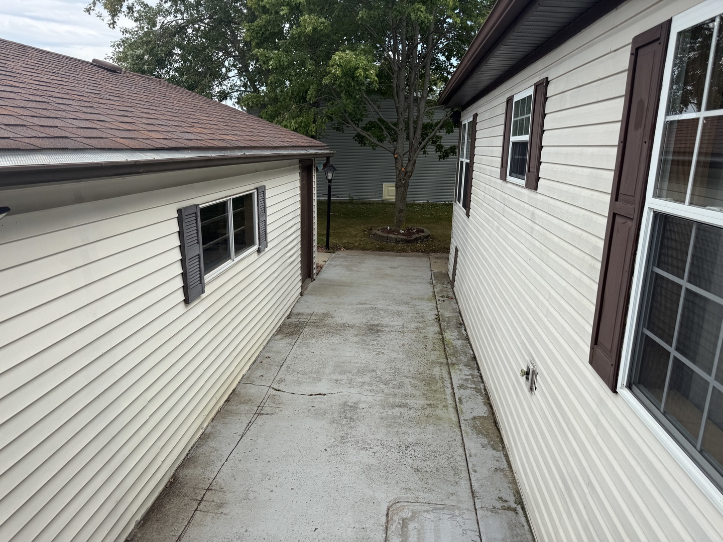 25751 Olympic Drive Property Photo 22