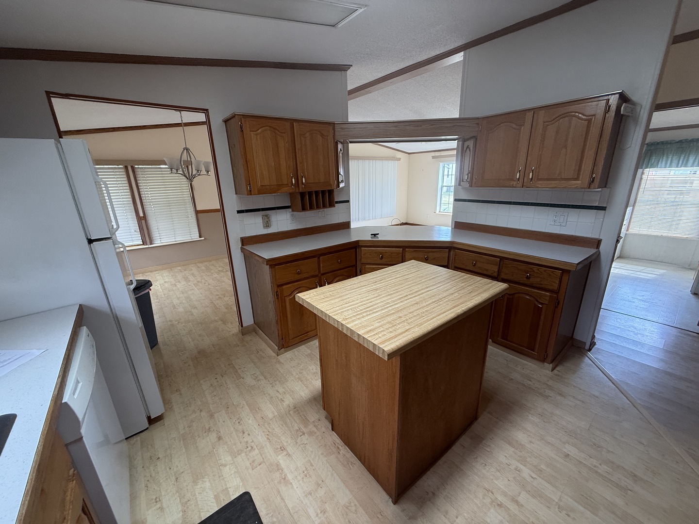 25751 Olympic Drive Property Photo 29