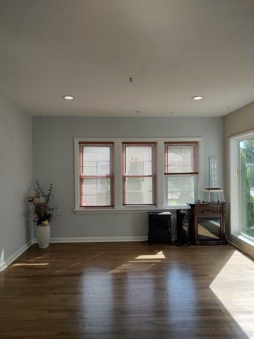 1826 Ohio Parkway Property Photo 8
