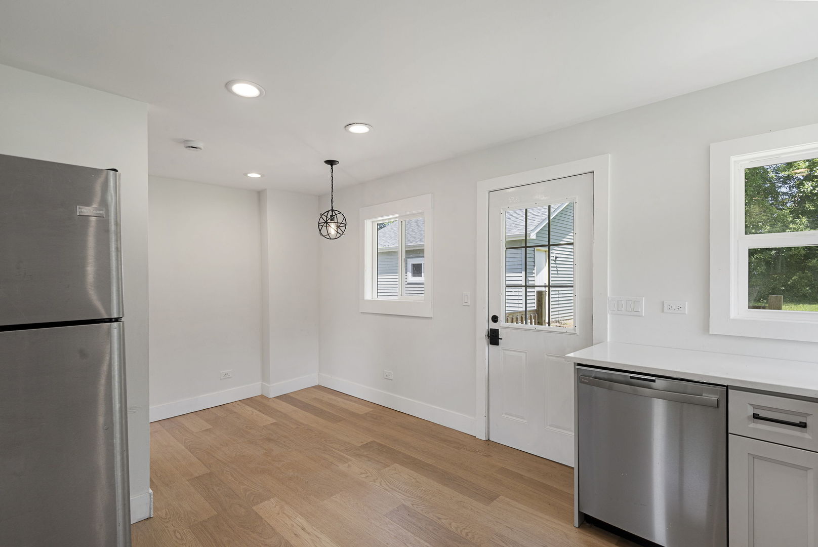 105 Morningside Drive Property Photo 3