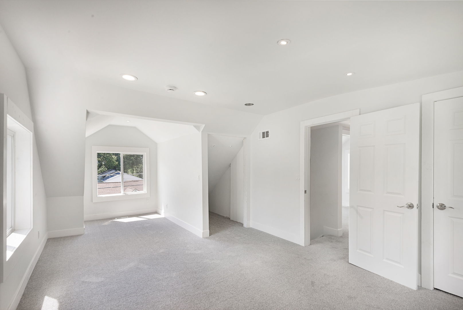 105 Morningside Drive Property Photo 8