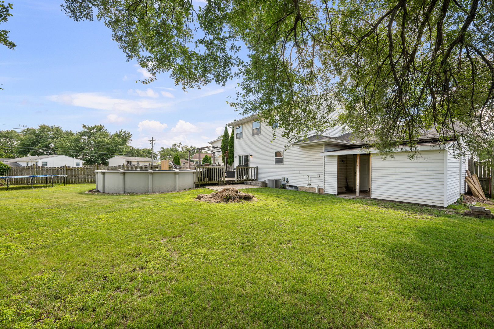 322 Sullivan Drive Property Photo 5