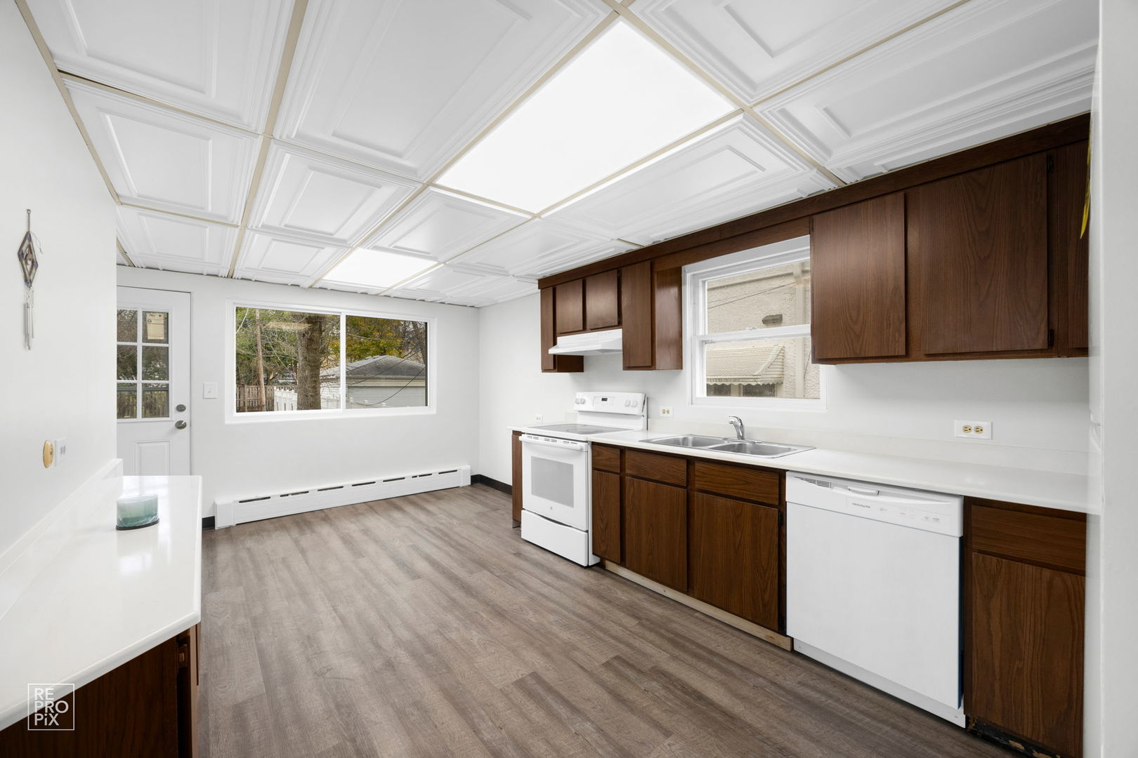 727 N Ridgeland Avenue Property Photo 6