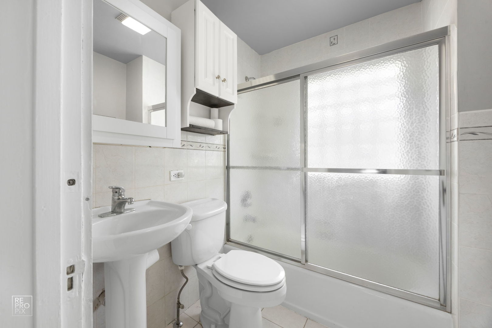 727 N Ridgeland Avenue Property Photo 9