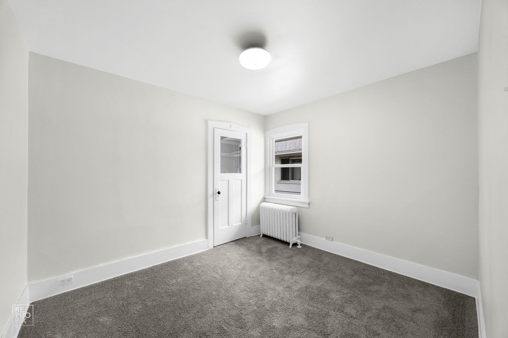 727 N Ridgeland Avenue Property Photo 10