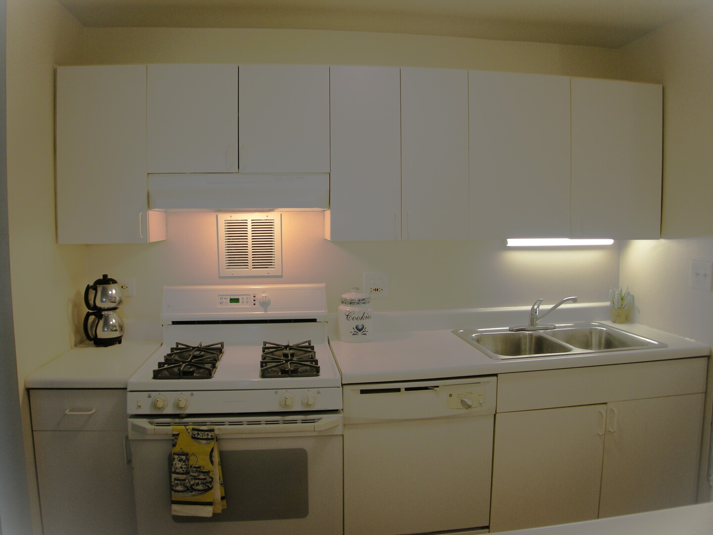 1216 S New Wilke Road 406 Property Photo 10