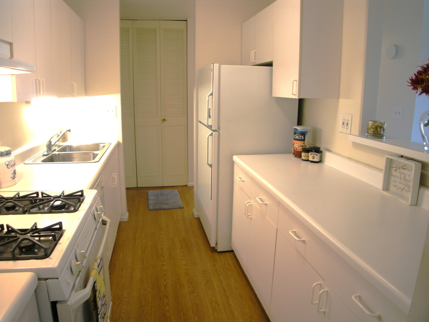 1216 S New Wilke Road 406 Property Photo 12