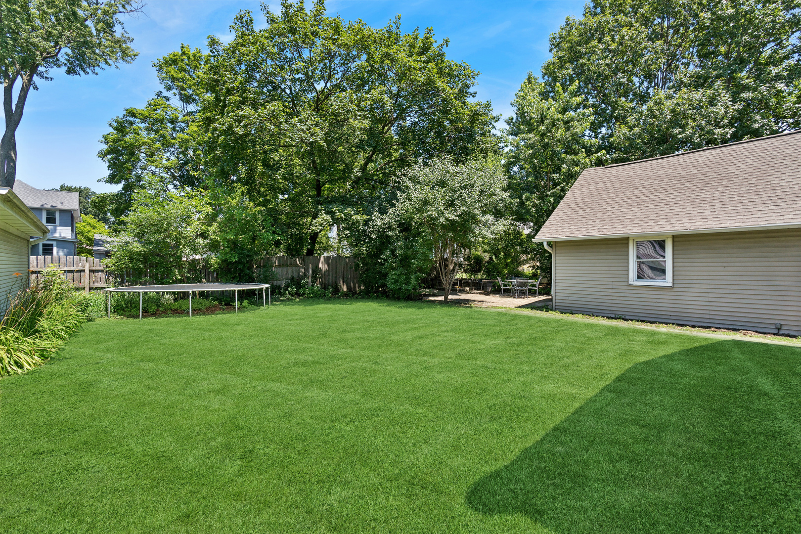 111 W Franklin Street Property Photo 30