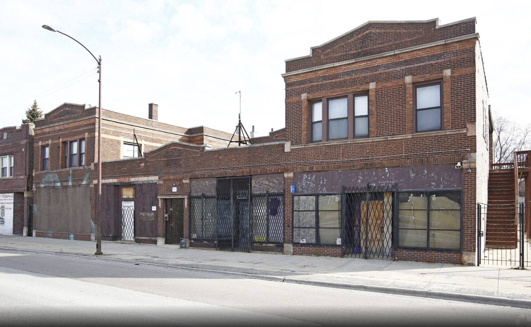 6617 S Ashland Avenue Property Photo 4