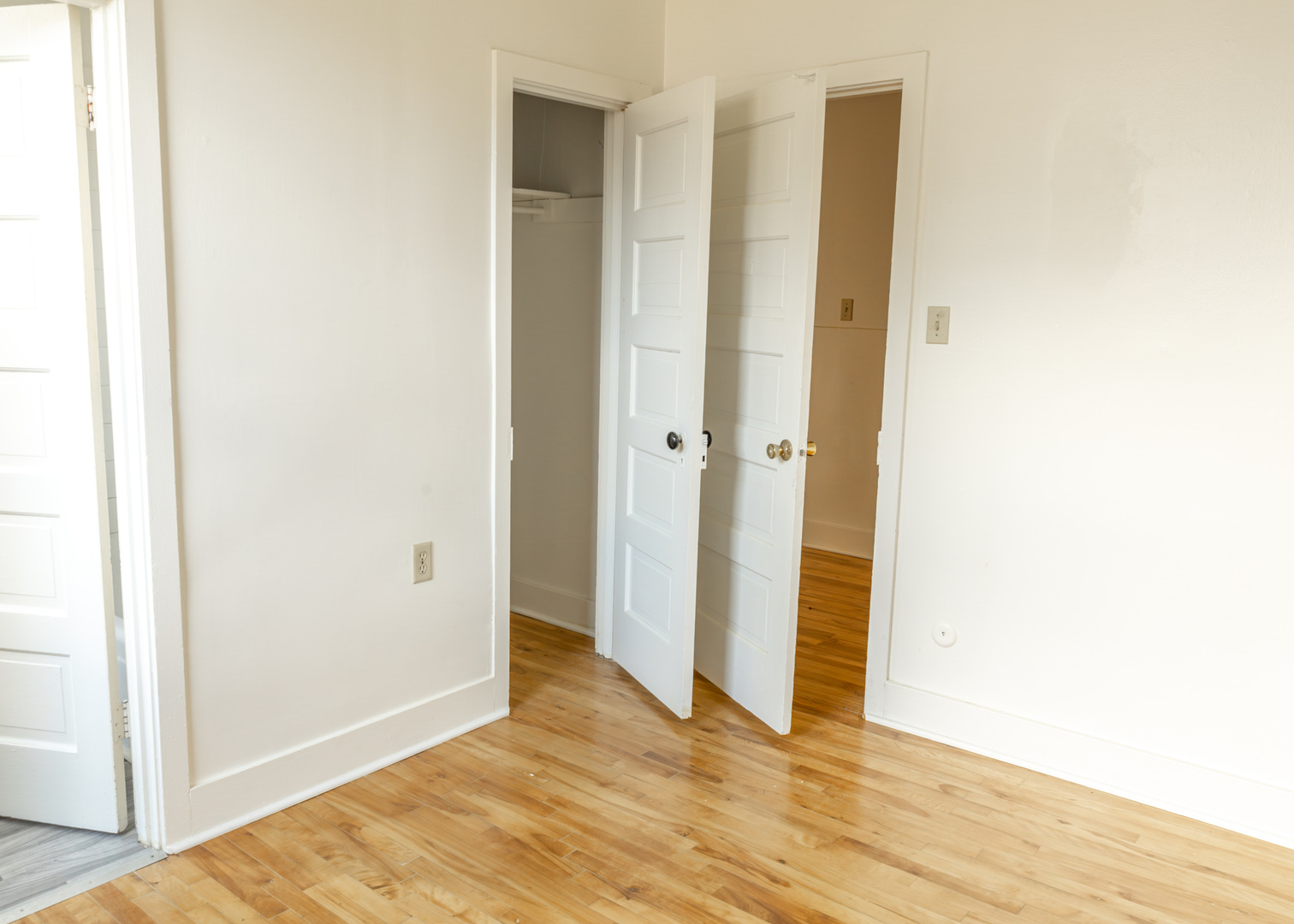 2604 N 4th Street Property Photo 6