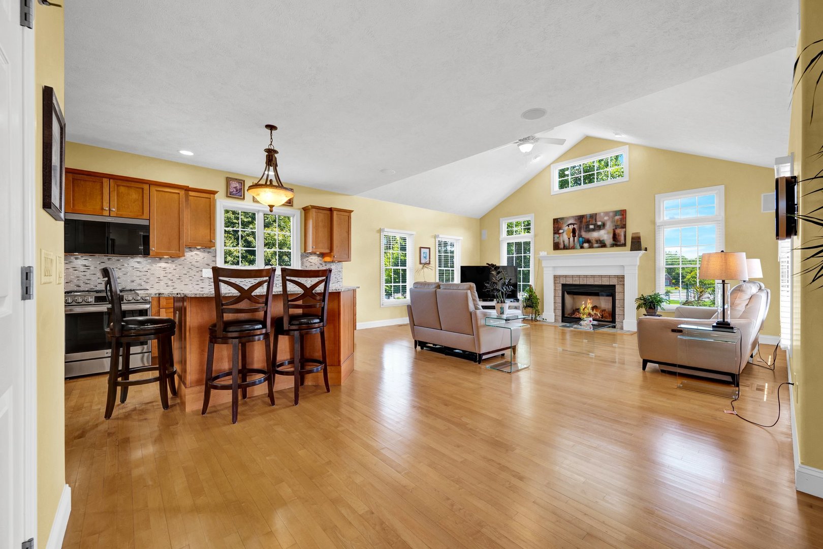 10 Cloverhill Circle Property Photo 4