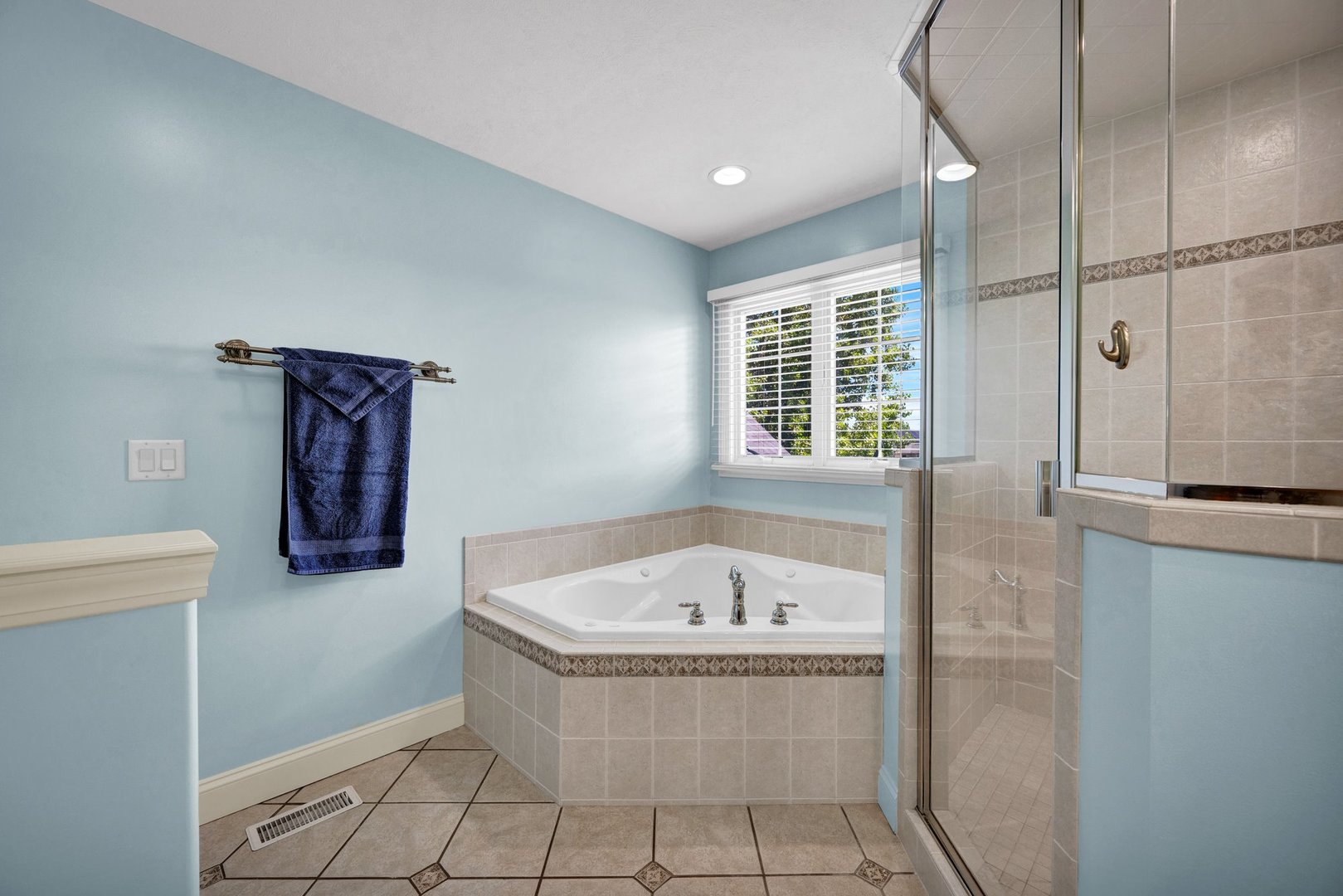10 Cloverhill Circle Property Photo 23