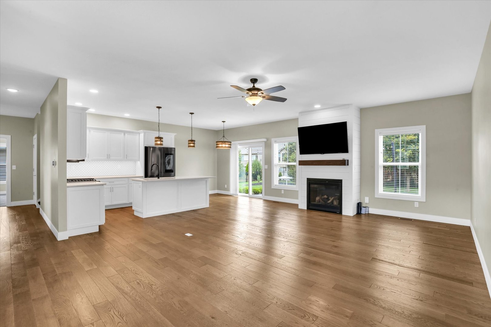 1606 Kassen Avenue Property Photo 7