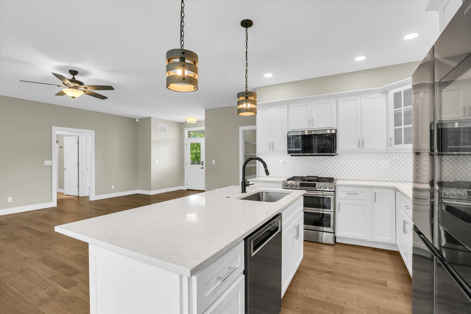 1606 Kassen Avenue Property Photo 13