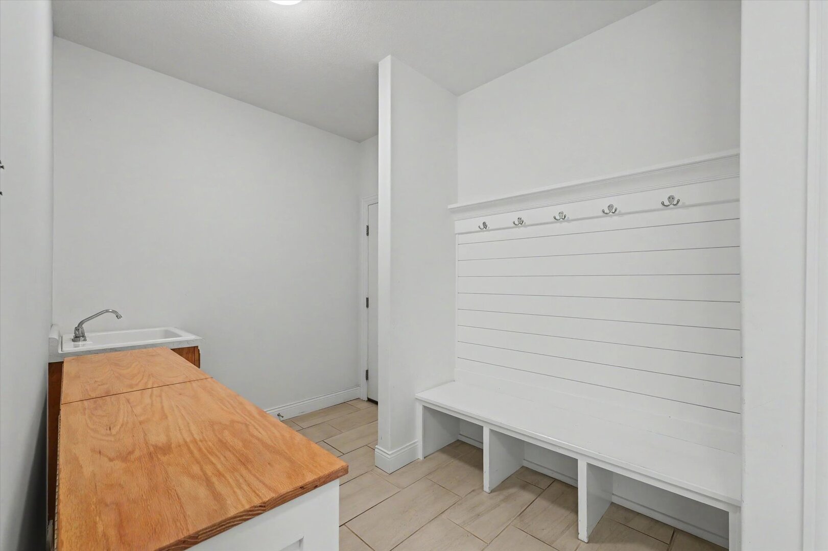 609 Carrera Drive Property Photo 27