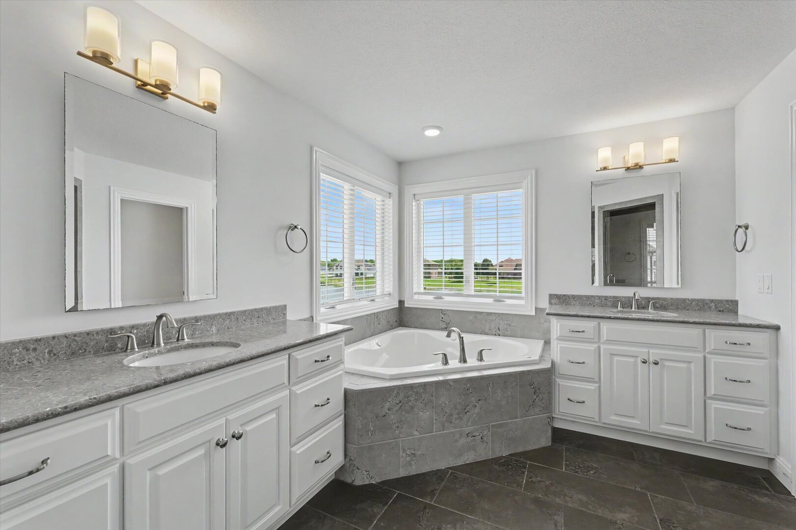 609 Carrera Drive Property Photo 32