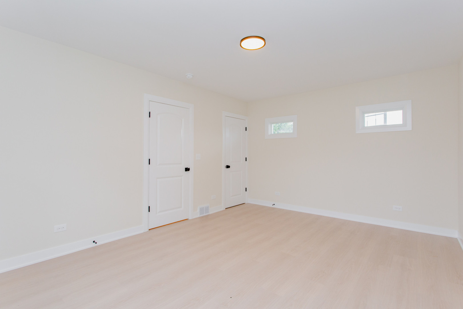 905 Adams Street Property Photo 13