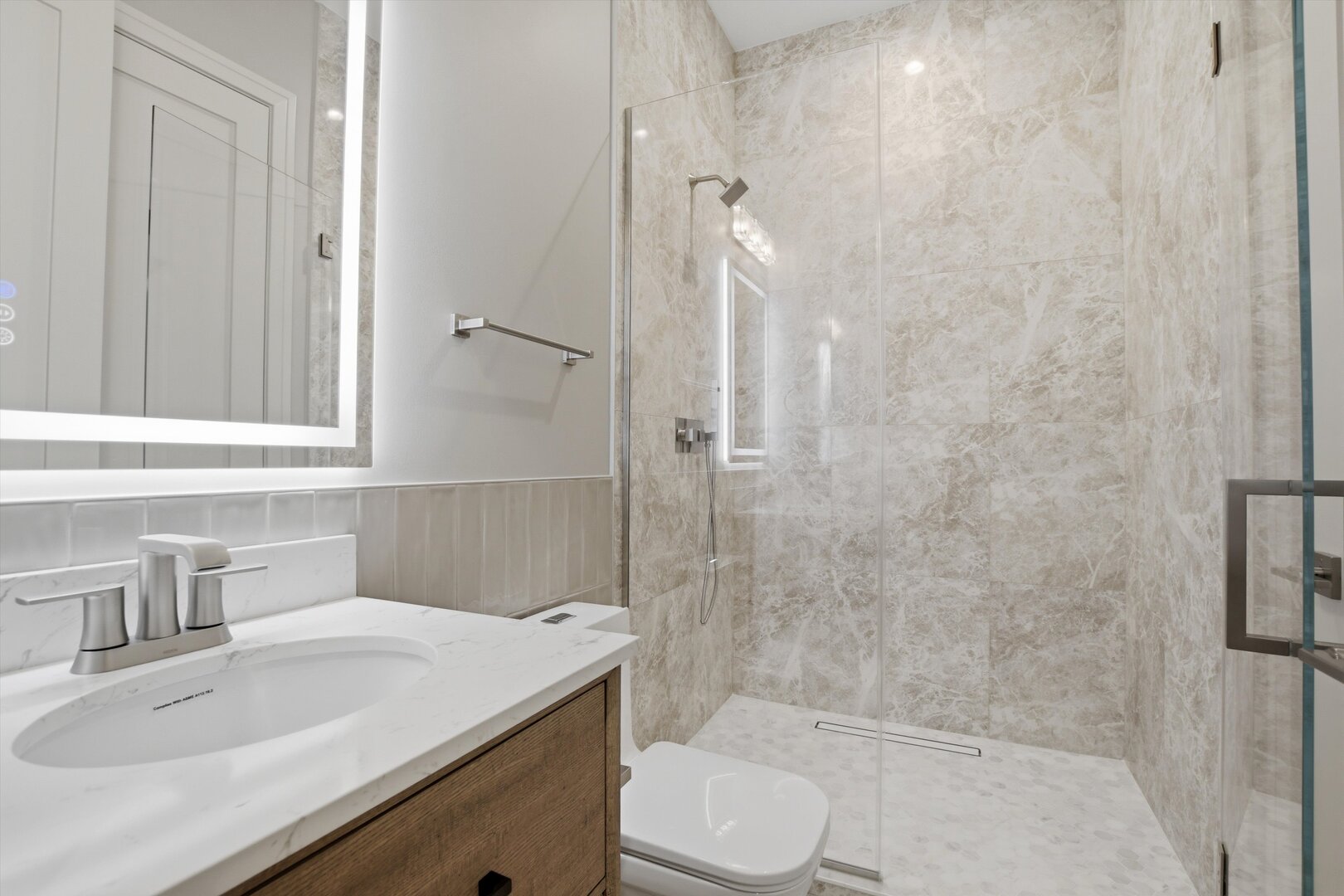 4444 N Greenview Avenue Property Photo 37