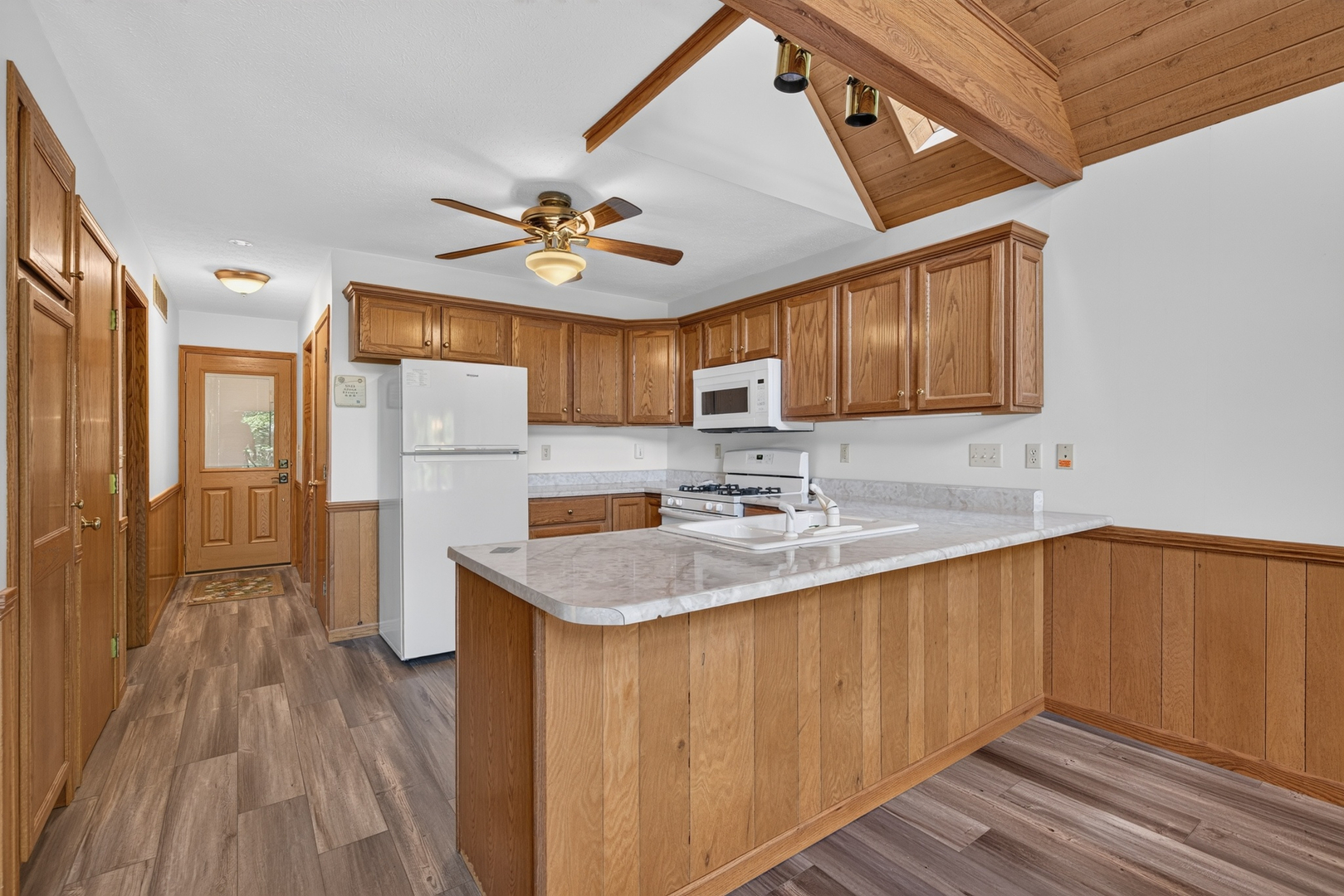1241 Sunnyslope Drive Property Photo 6