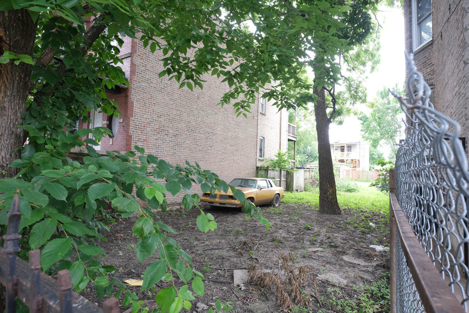 4037 W Wilcox Street Property Photo 2